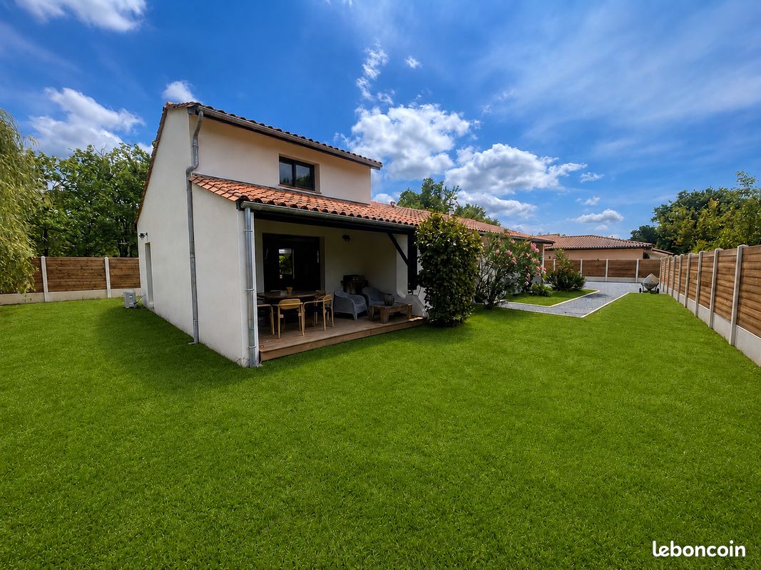 Maison 4 pièces 120 m² · à Hourtin · 120 m² · 585 000 €