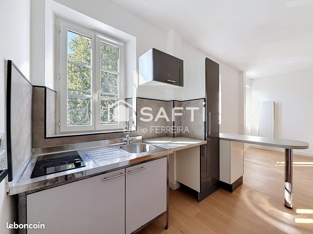 Appartement 1 pièce 25 m² · à Épinay-sur-Orge · 25 m² · 700 €