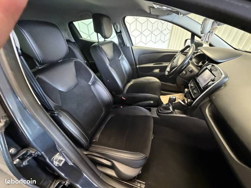 Renault Clio TCe 120 Energy EDC Intens (image 12)