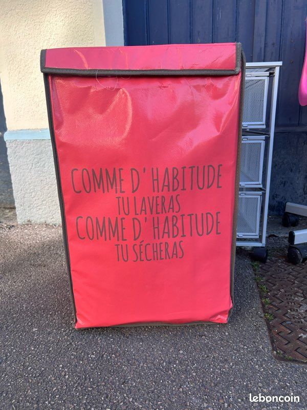 Panier à linge (image 1)