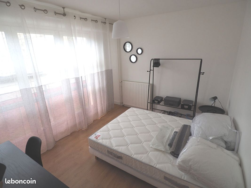 Appartement 5 pièces 11 m² · à Nantes · 11 m² · 450 €/mois