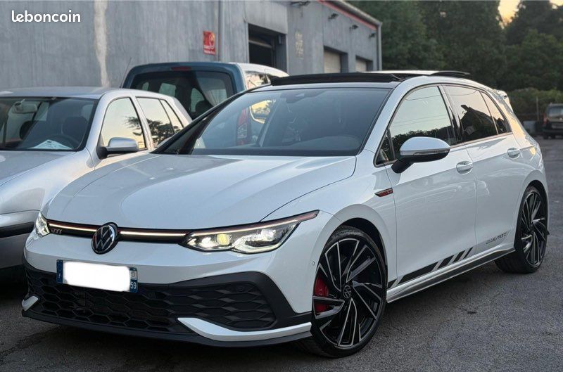 ✨Volkswagen Golf 8 GTI : Clubsport/2.0TSi 300Cv/dsg7/1main/Magnifique configuration/Full options/Garantie 1an/Très propre (image 2)