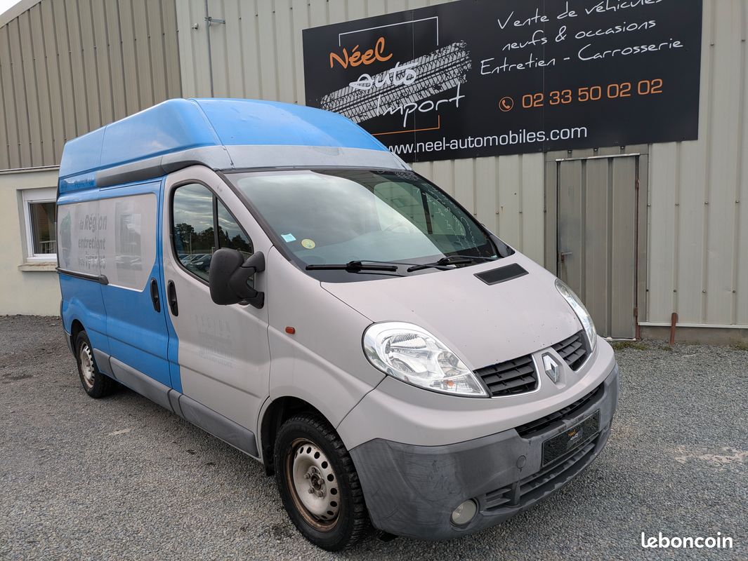 Renault trafic ii l2h2 confort 2.0 dci 90ch bvm6 (image 1)