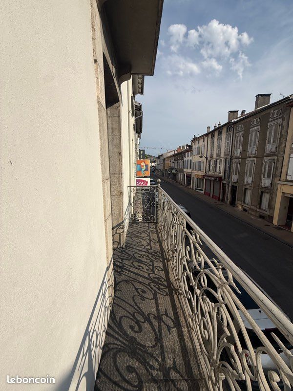 Appartement 3 pièces 75 m² · à Saint-Girons · 75 m² · 640 €