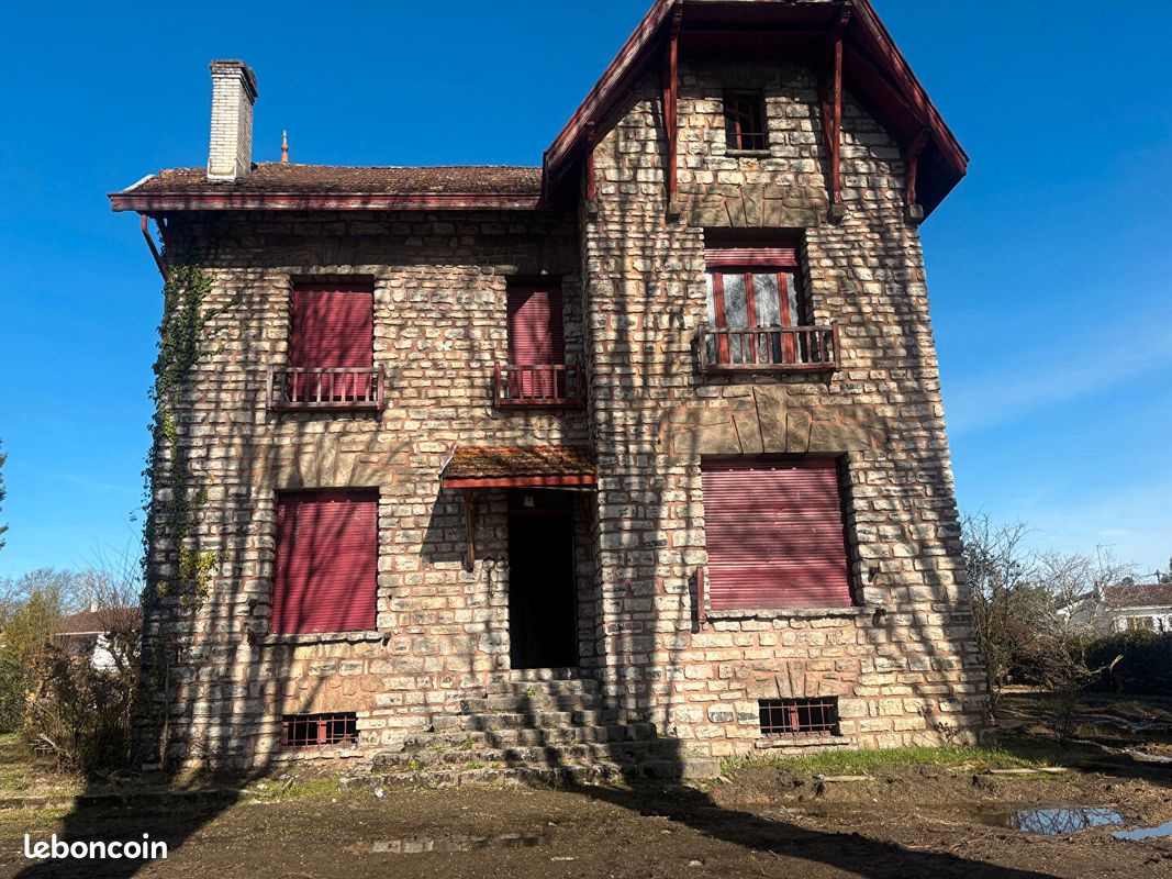 Maison 6 pièces 180 m² · à Saint-Paul-lès-Dax · 180 m² · 210 000 €