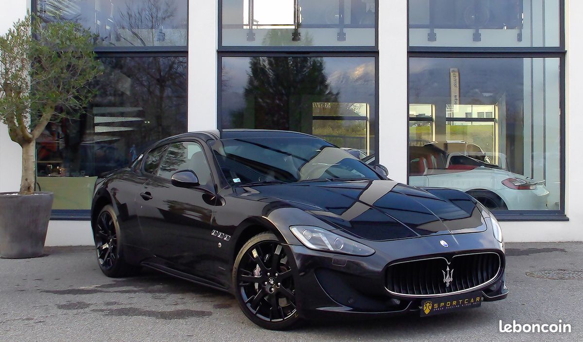 MASERATI GRANTURISMO S 4.7 460CH BVR F1 FACELIFT / Couleur Nero Carbonio / Seconde main / Pack Carbone / Pack électriques / Pack Alcantara / Sièges chauffants / Magnifique configuration (image 6)