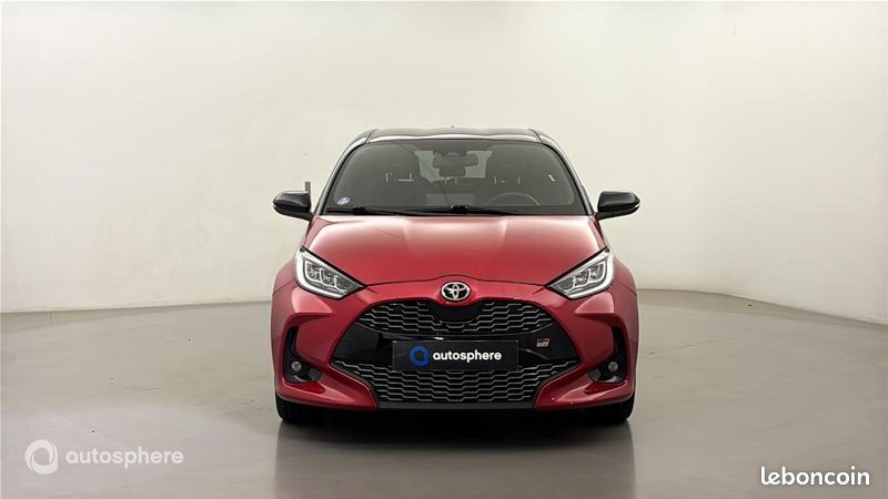 Toyota Yaris 116h GR Sport 5p MY22 (image 2)