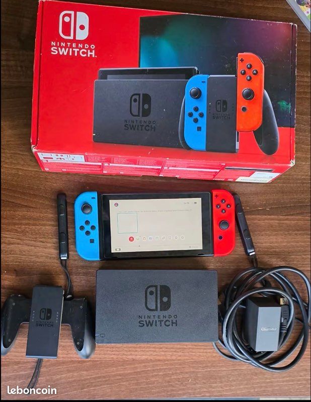 Nintendo Switch (image 1)