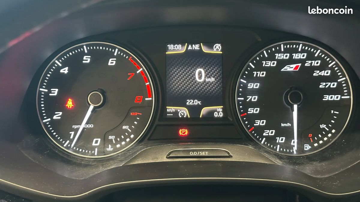 Seat Leon 2.0 280ch Cupra - Suivi complet - Sièges chauffants - Flexfuel (Éthanol) - Seat Sound - Modes de conduite (image 13)