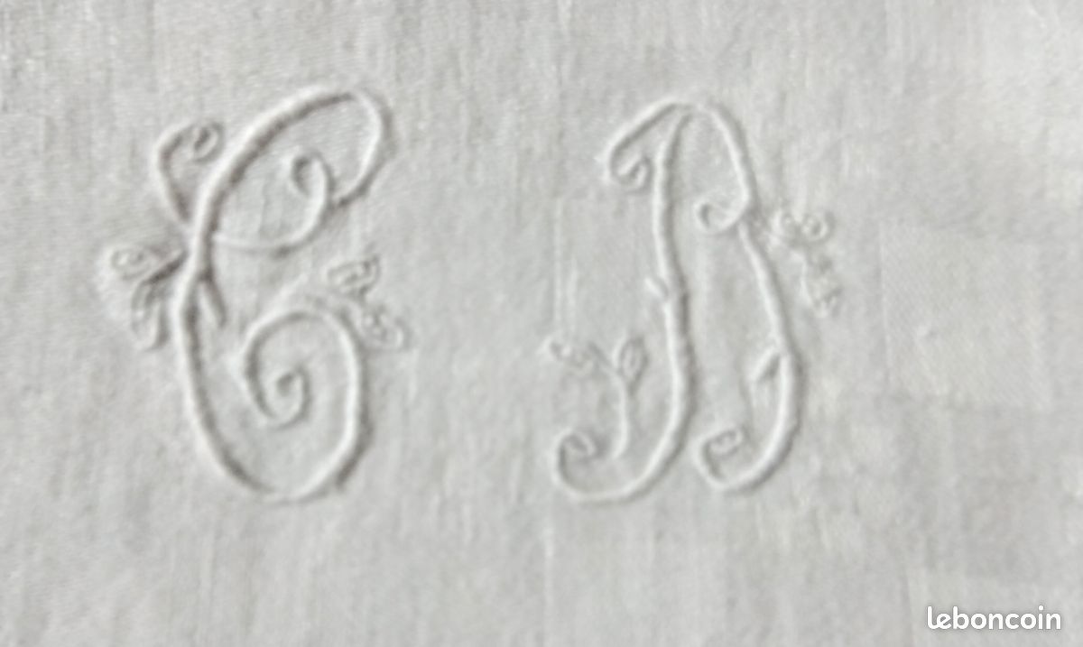 4 serviettes de table anciennes monogramme C B (image 2)