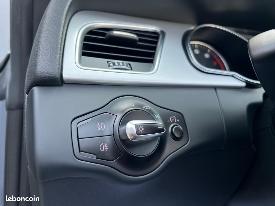 Audi A5 Cabriolet 1.8 TFSI 177 S line / CUIR SIEGES CHAUF VENTIL MODES DE CONDUITE ... (image 26)