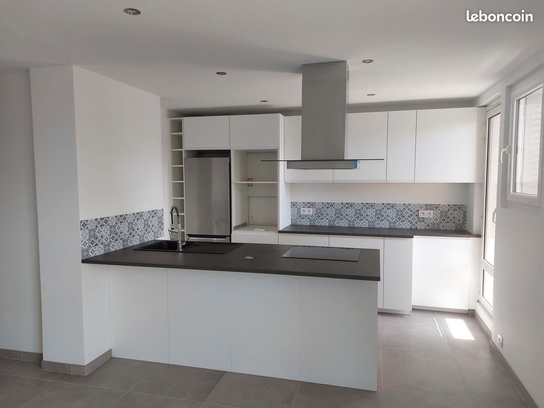 Appartement 5 pièces 82 m² · à Meylan · 82 m² · 1 100 €/mois