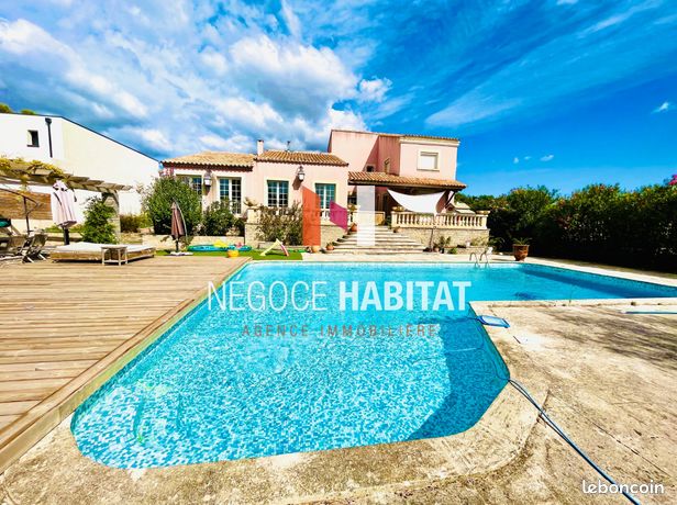 Villa 7 pièces 280 m²