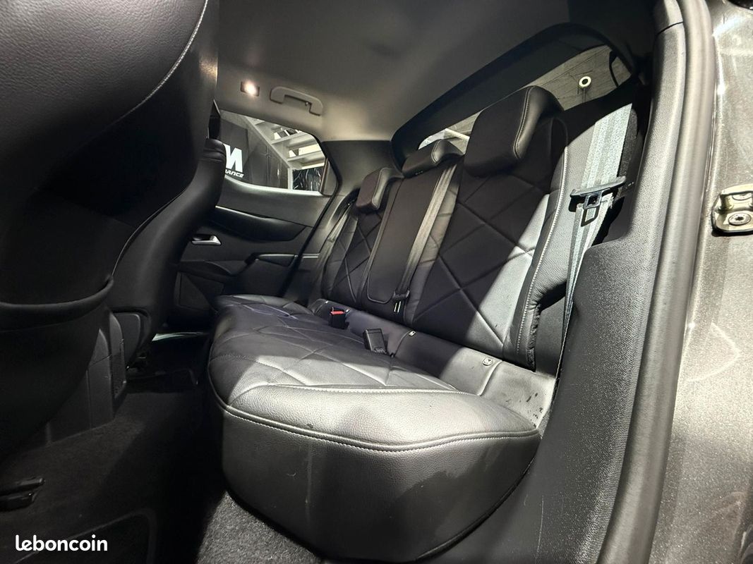 DS DS 3 Crossback 1.2 PURETECH 100 GRAND CHIC - CUIR - CARPLAY (image 14)