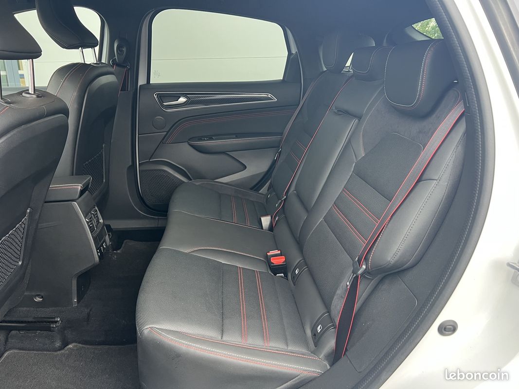 Renault ARKANA 1.6 E-TECH 145CH RS LINE (image 14)
