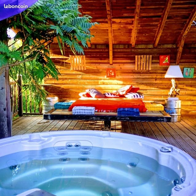 La Cabane des Amoureux, Nuit insolite avec spa (image 3)