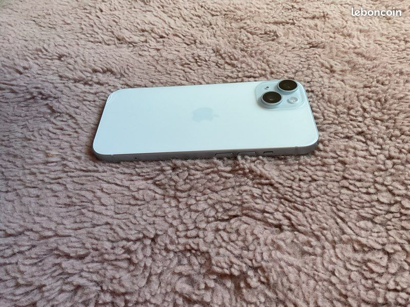 IPhone 15 (image 4)