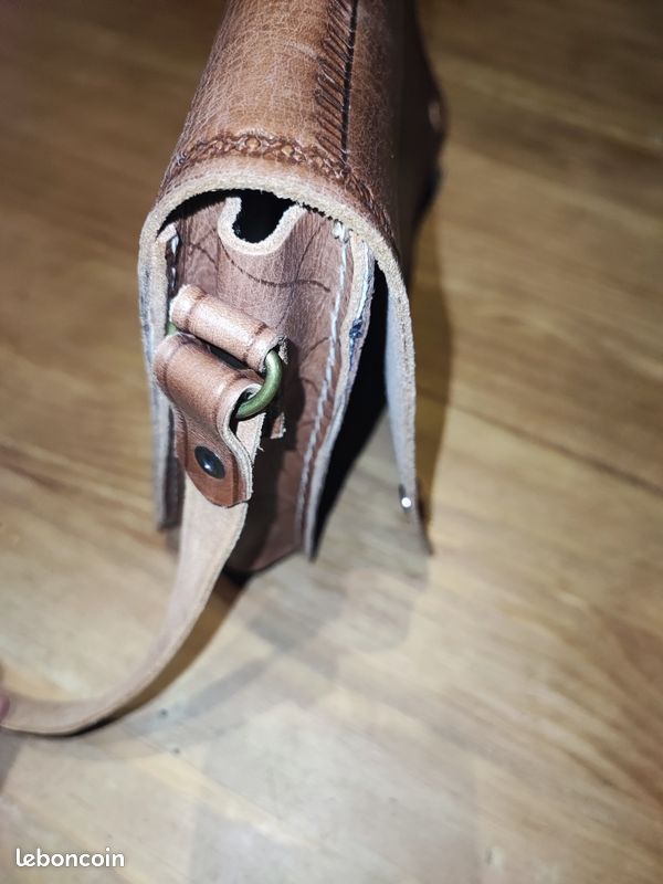 Sac bandoulière artisanal en cuir fait main - Maroc (image 5)