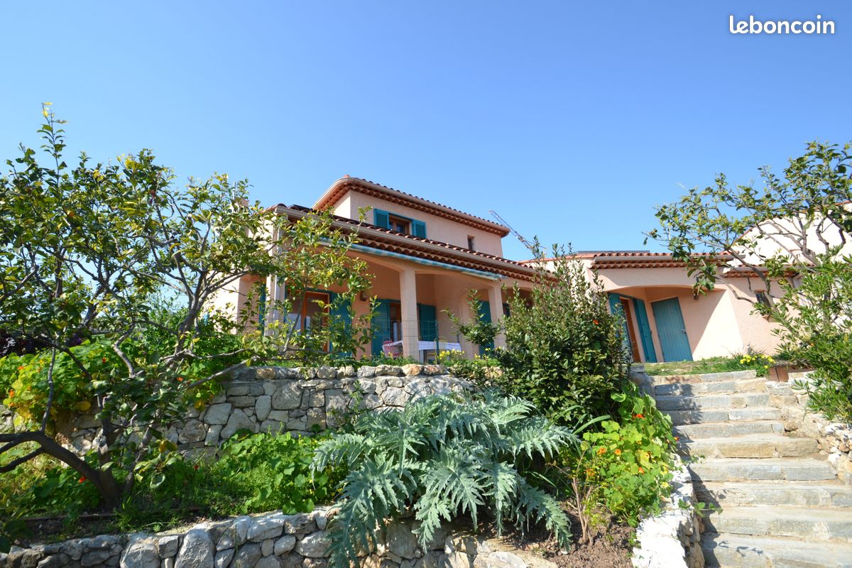 Maison 4 pièces 98 m² · à Vallauris · 98 m² · 695 000 €