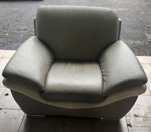 Salon en cuir: Canapé, fauteuil, pouf (image 2)