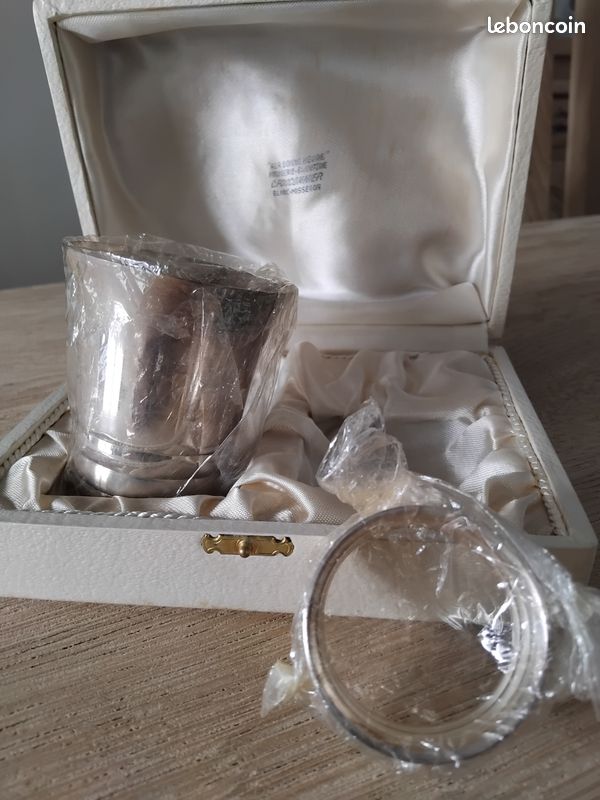 Coffret naissance argent (image 1)