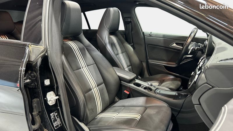 Mercedes CLA SHOOTING BRAKE 250 FASCINATION 7G-DCT (image 12)
