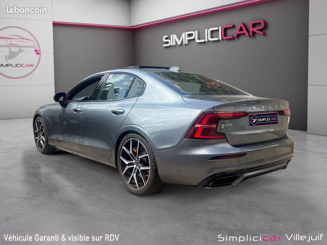 VOLVO S60 T8 Twin Engine 318 + 87 ch Geartronic 8 Polestar Engineered, Toit Ouvrant, Sièges et Volant Chauffa (image 9)