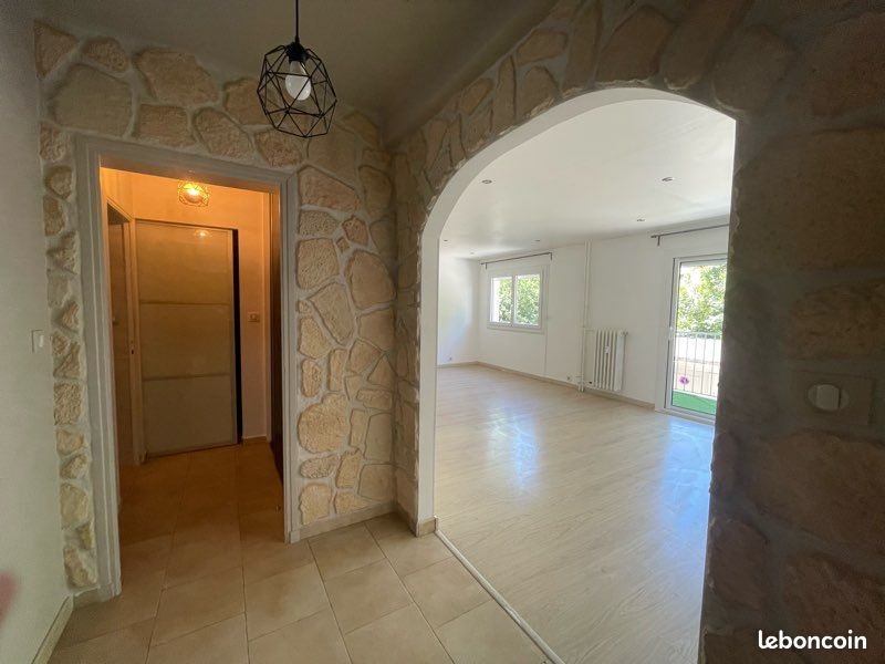 Appartement 2 pièces 79 m² · à Toulon · 79 m² · 169 000 €