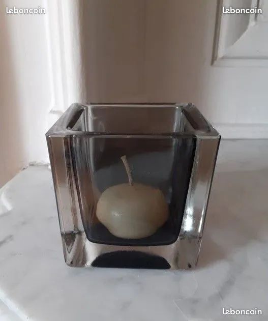 Photophores et bougeoirs GENERIQUE Photophore Design en Verre Jade 18cm