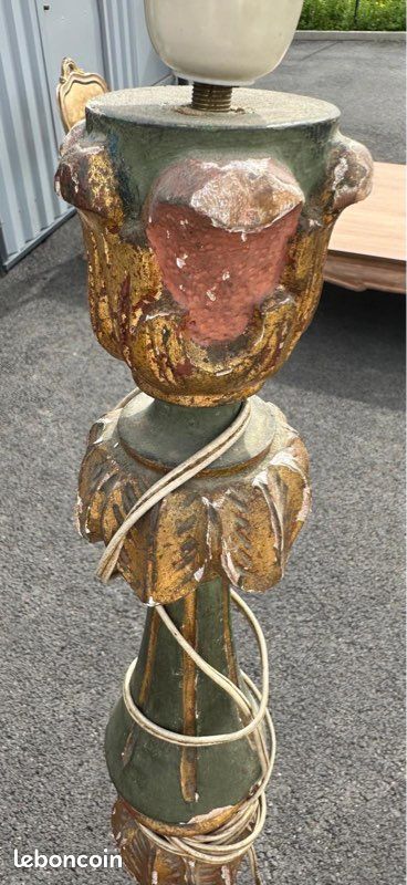 Pied de lampadaire ancien (image 3)