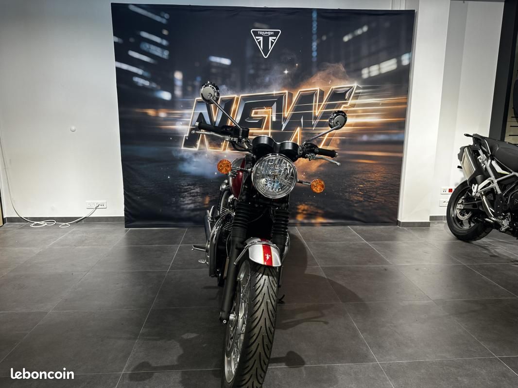 Triumph BONNEVILLE T120 ELVIS 1200 cm3 (image 4)