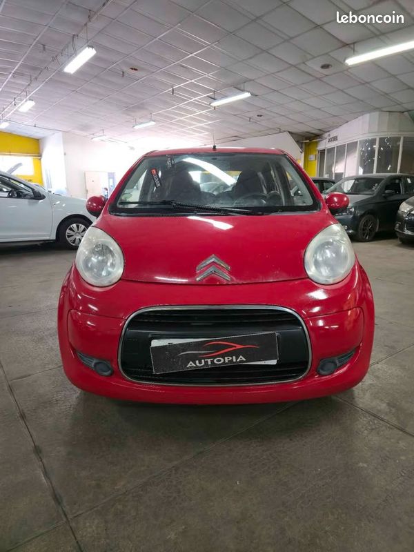 CITROEN C1.0 vti 68 Ch , finition confort bv5 TBE. 4cv, 5 portes, (image 3)