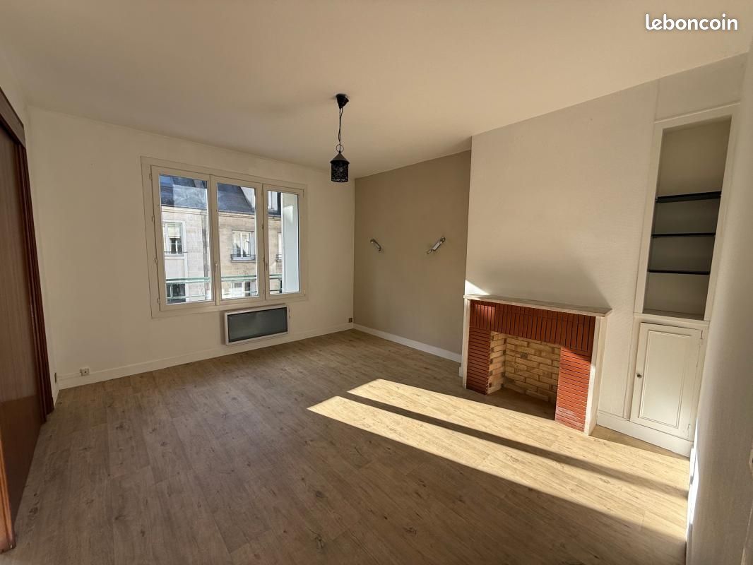 Appartement 1 pièce 52 m² · à Compiègne · 52 m² · 595 €/mois