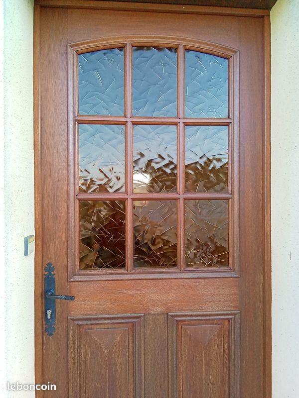 Porte d'entrée bois exotique.215x90 (image 2)