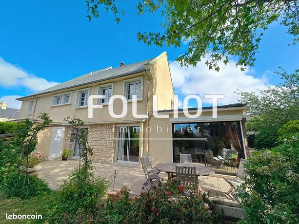 Maison 10 pièces 300 m²