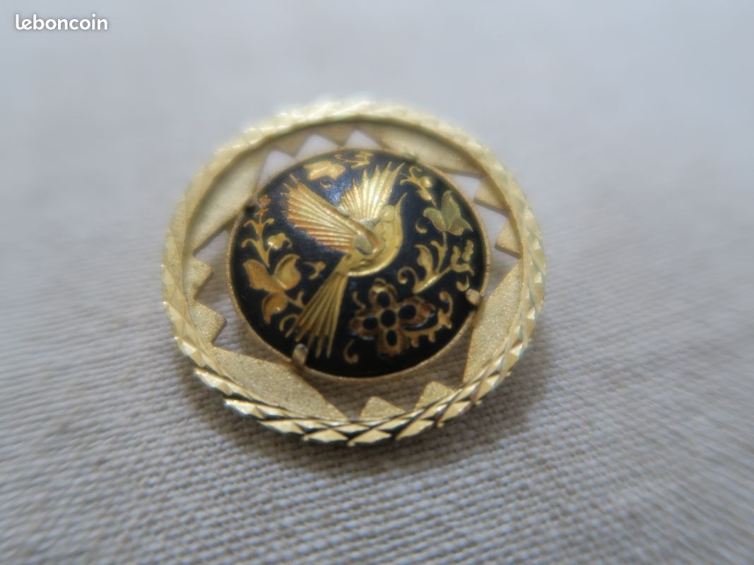 Broche Ethnique Ancienne En Bronze Doré - Diamètre 6 Cm - Occasion - Sans Marque