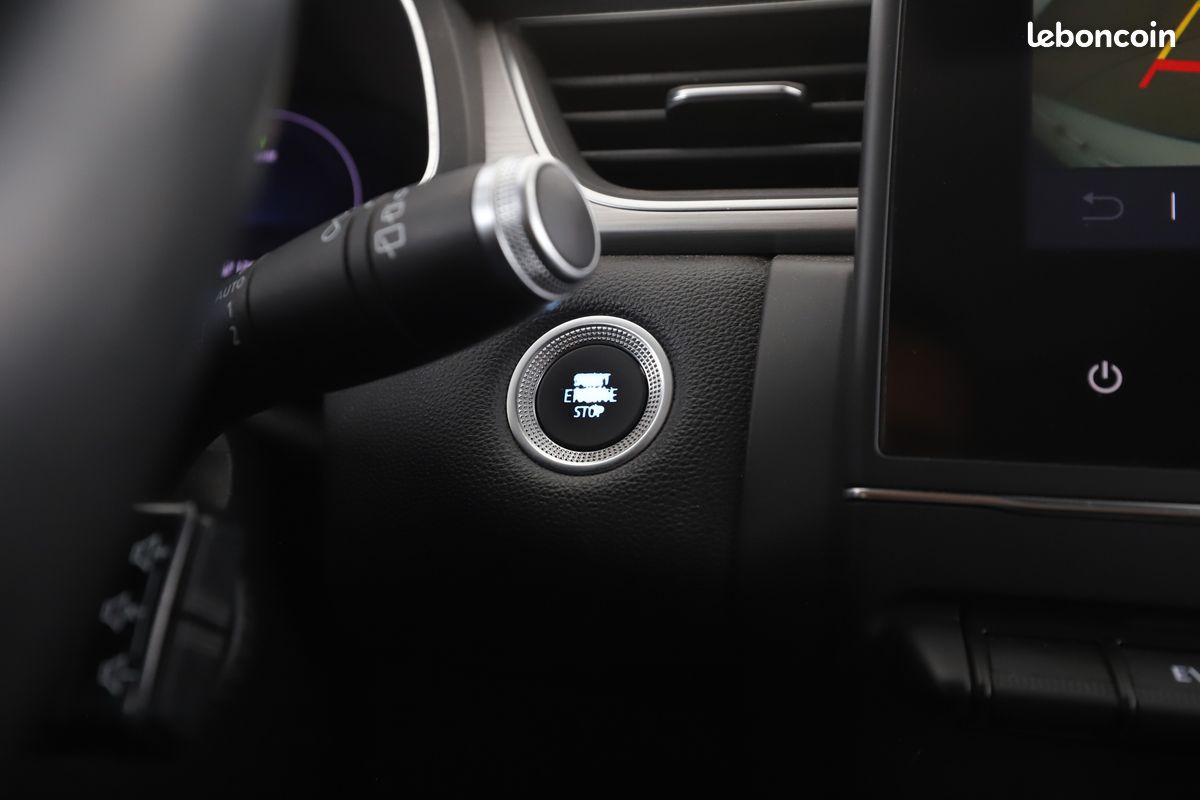 Renault Captur 1.6 E-Tech Plug-in Intens 160 ch (image 25)
