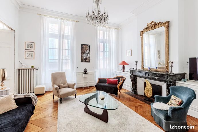 Appartement 5 pièces 166 m² — 1