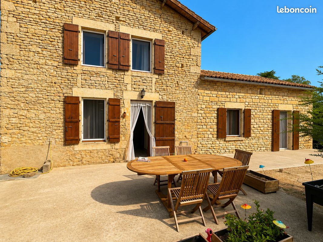 Maison 7 pièces 134 m² · à Melleran · 134 m² · 140 000 €