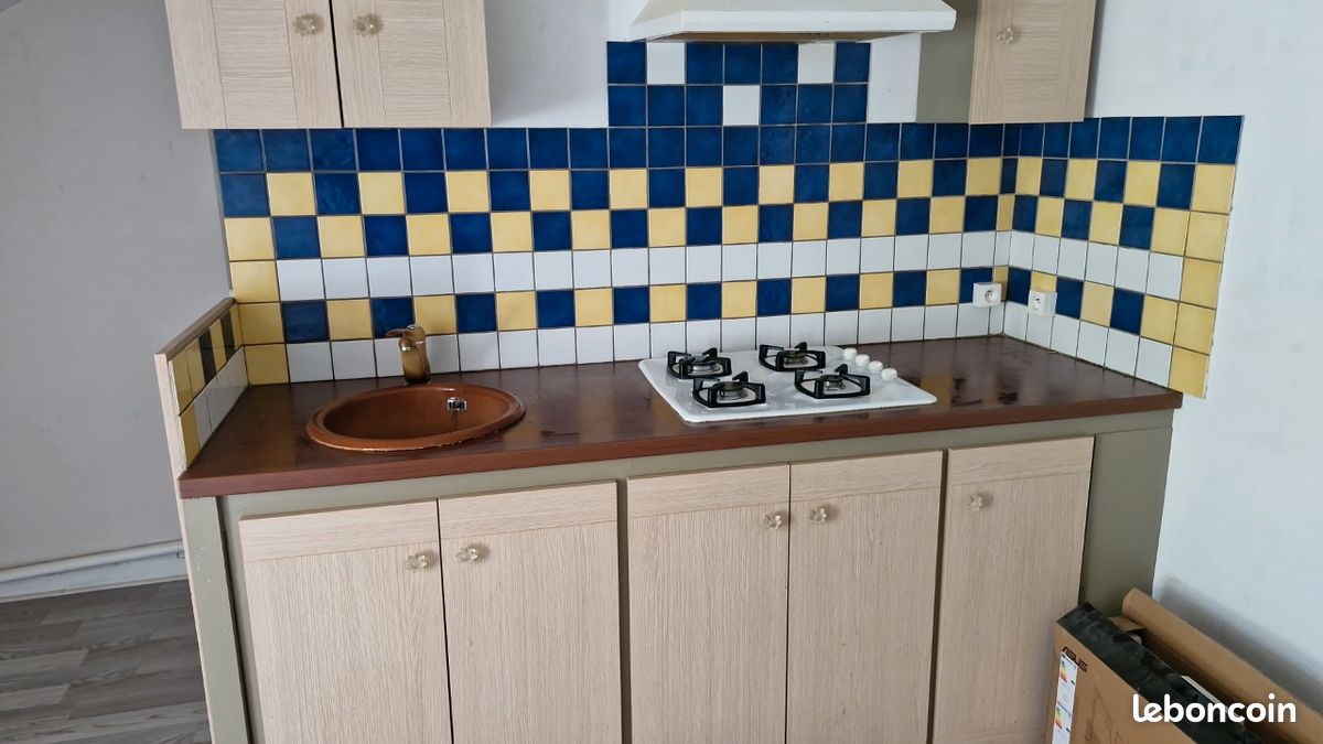 Immeuble 6 pièces 220 m² · à Bort-les-Orgues · 220 m² · 94 000 €