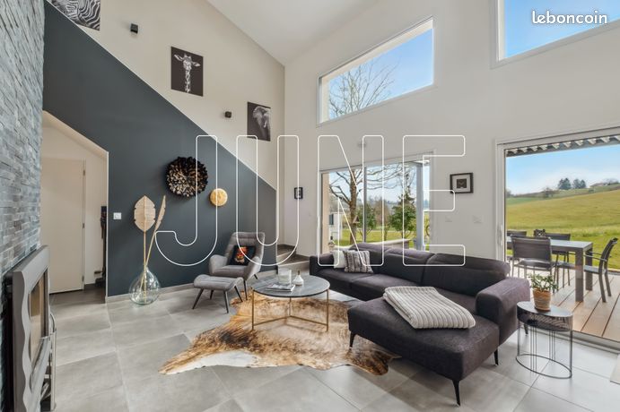 Maison 6 pièces 151 m²
