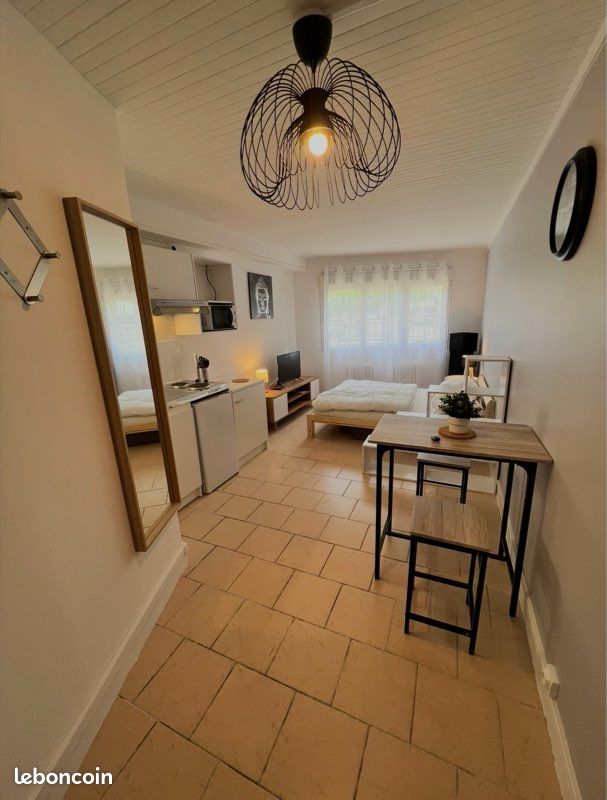 Appartement 1 pièce 25 m² · à Bourges · 25 m² · 450 €