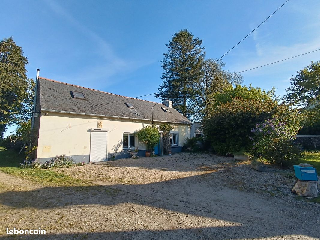 Maison 5 pièces 94 m² · à Roudouallec · 94 m² · 127 000 €