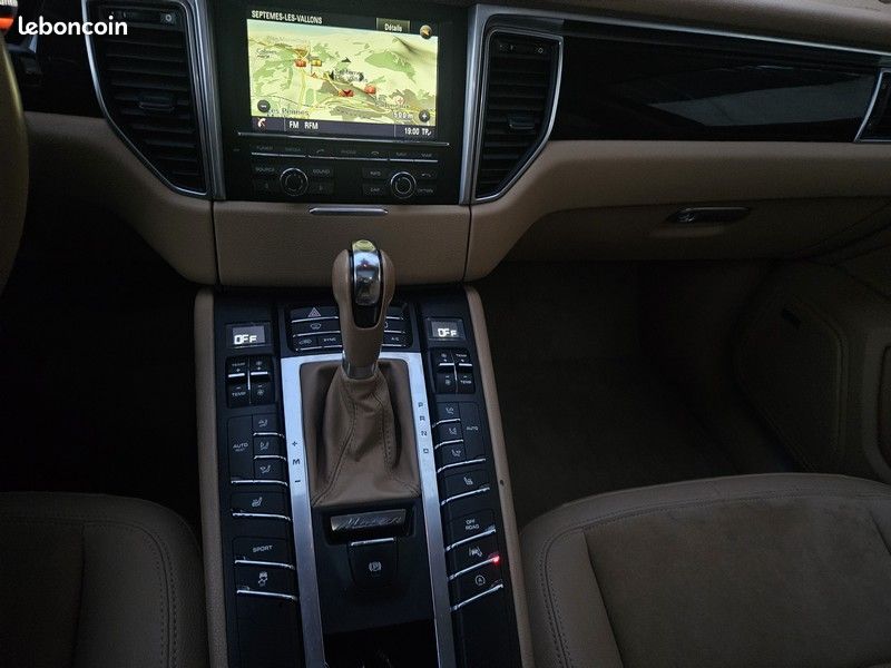 Porsche Macan 3.0 V6 258 S PDK 21' Toit Pano Gar 1 An r (image 20)