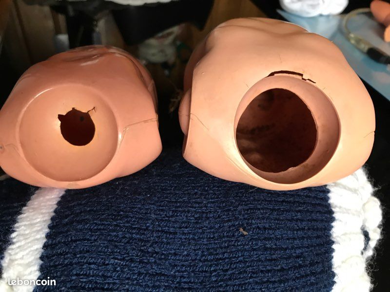 Lot de deux corps celluloïd poupon petit colin Collection