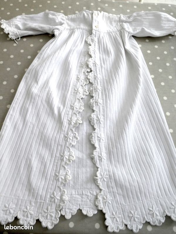 Robe Ancienne Bébé Ou Poupée Ancienne