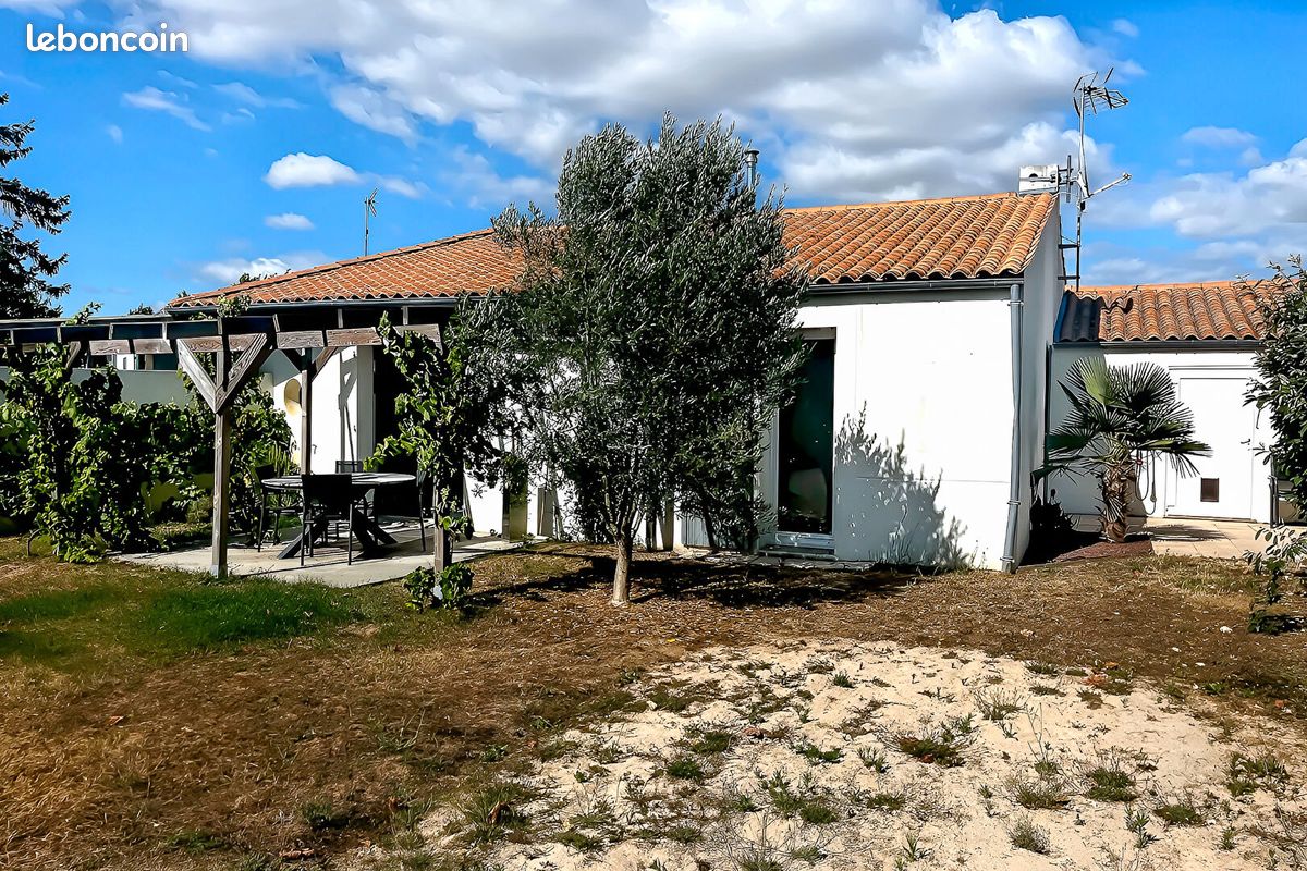 Maison 4 pièces 78 m² · à Charron · 78 m² · 221 550 €