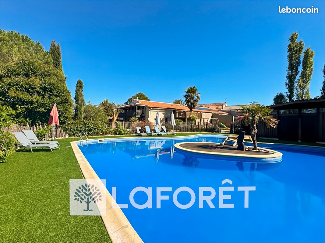 Maison 16 pièces 566 m² · à Royan · 566 m² · 846 000 €