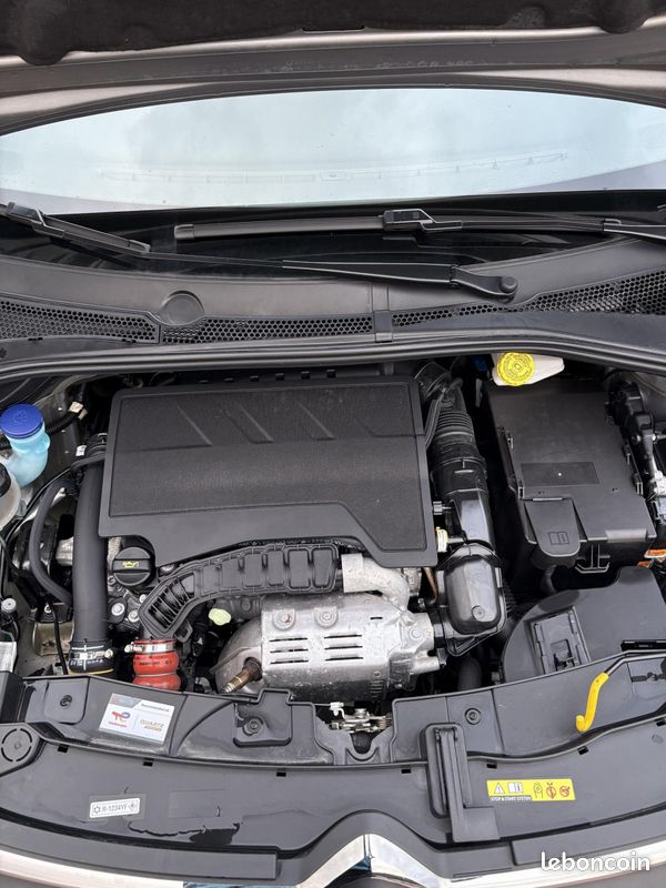 Citroën C3 (3) PureTech 110 EAT6 MAX (image 14)