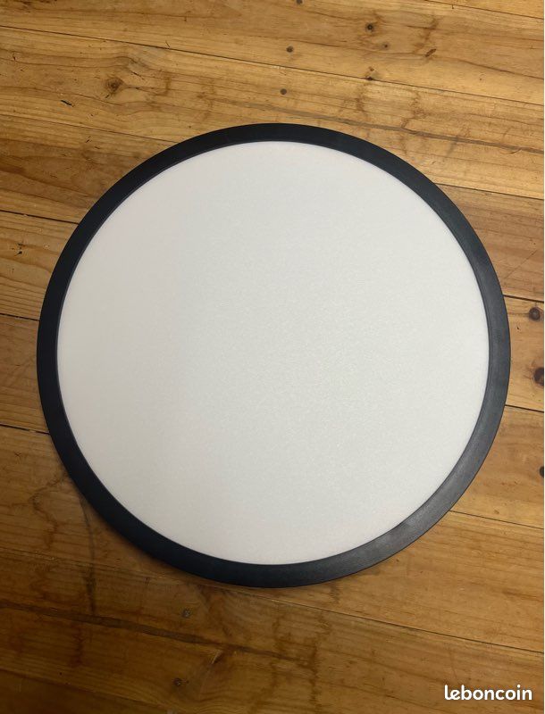 Plafonnier salle de bain noir – IP44 avec télécommande (image 2)
